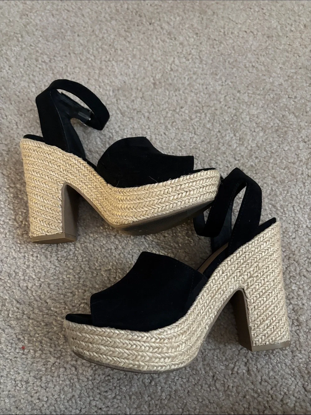 Sun and Stone-Black Platform Espadrille Sandals with Ankle Strap size 6